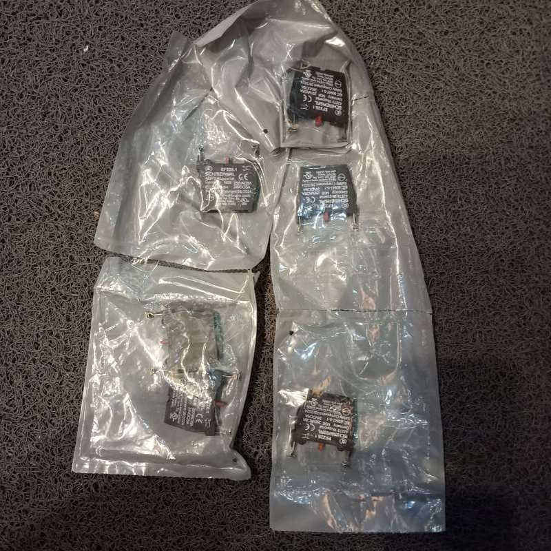 德国SCHMERSAL施迈赛接触块101020999常开型继电器、常闭型继电器