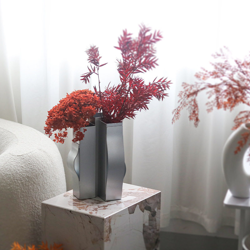 现代艺术金属管花器摆件样板房间售楼处客厅餐厅轻奢花瓶装饰品,模玩/动漫/周边/娃圈三坑/桌游,文化/体育周边,淘宝优惠券,粉丝福利购,淘宝优惠卷