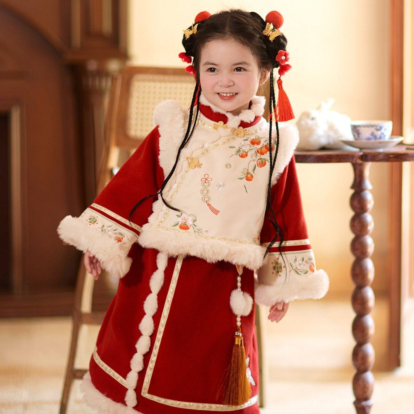 汉服女童2025新款冬季冬装儿童新中式古风套装刺绣过年唐装拜年服,童装/婴儿装/亲子装,汉服,淘宝优惠券,粉丝福利购,淘宝优惠卷