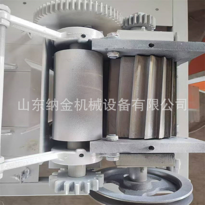 塑料切粒机滚刀 胶辊 钢辊 塑料切粒机配件大全 造粒机零件  滚刀