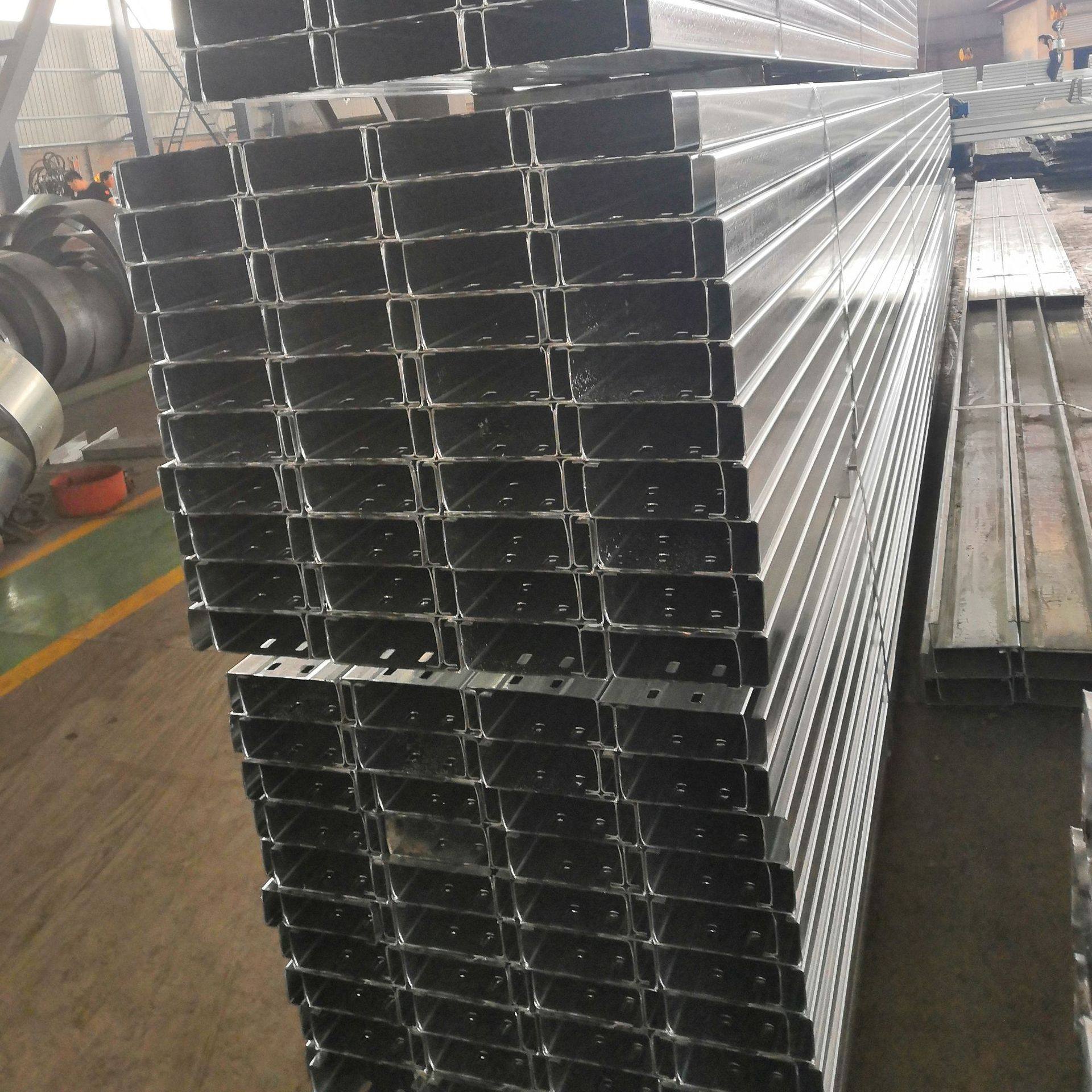 山东镀锌C型钢 C型钢价格 钢结构 檩条 特尺可做 200*70*20*2.0