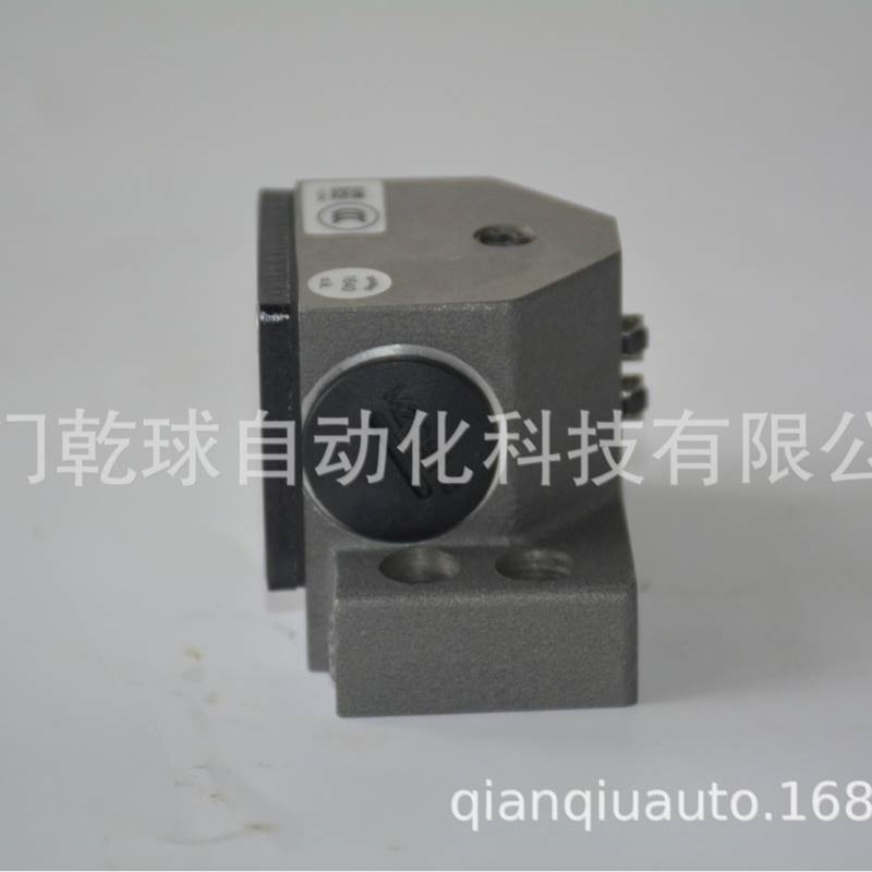 089529 GSBF02R12-502-MC1806 立式组合行程开关 德国EUCHNER