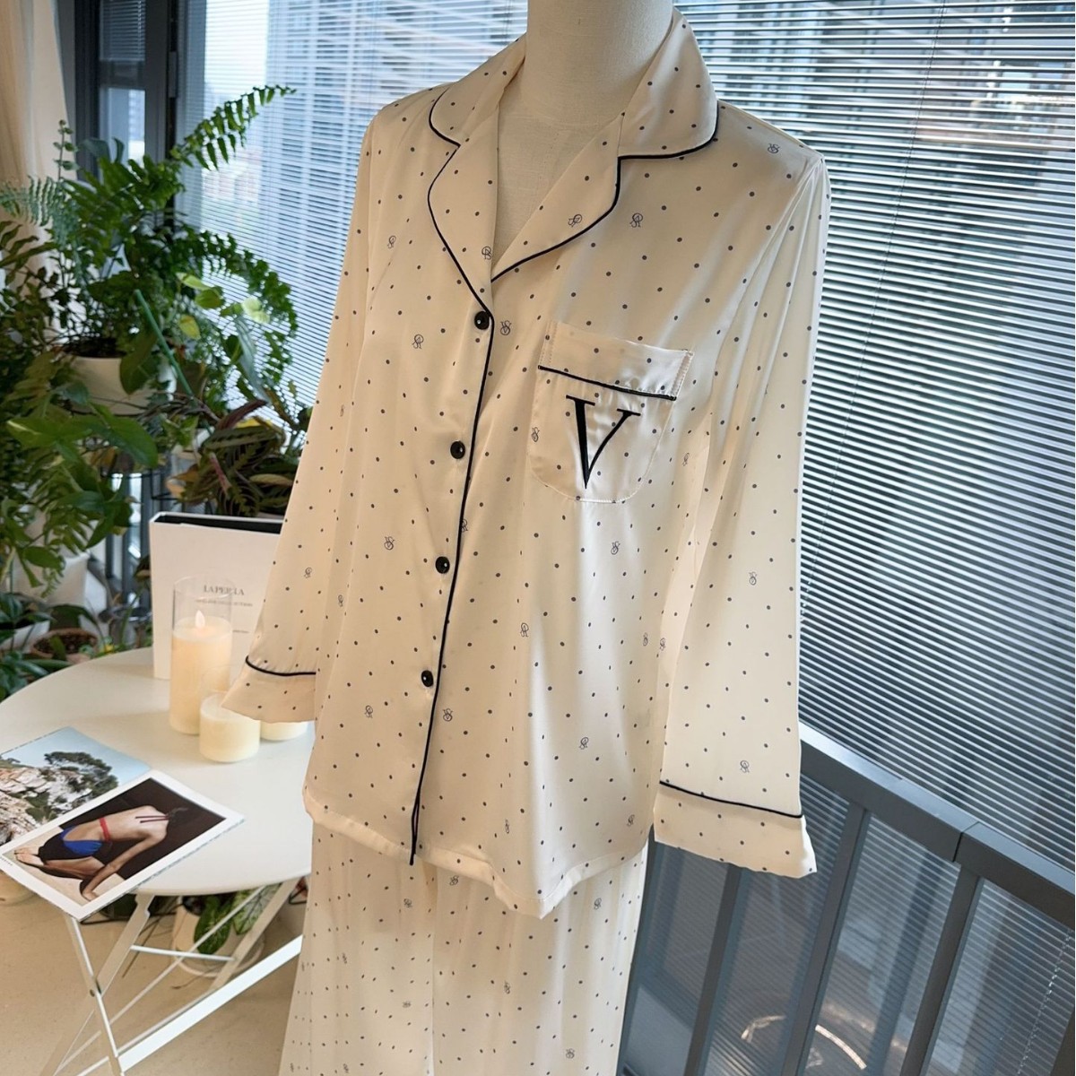 高品质睡衣女士春秋冰丝绸长袖长裤套装vs印花波点家居服两件外穿