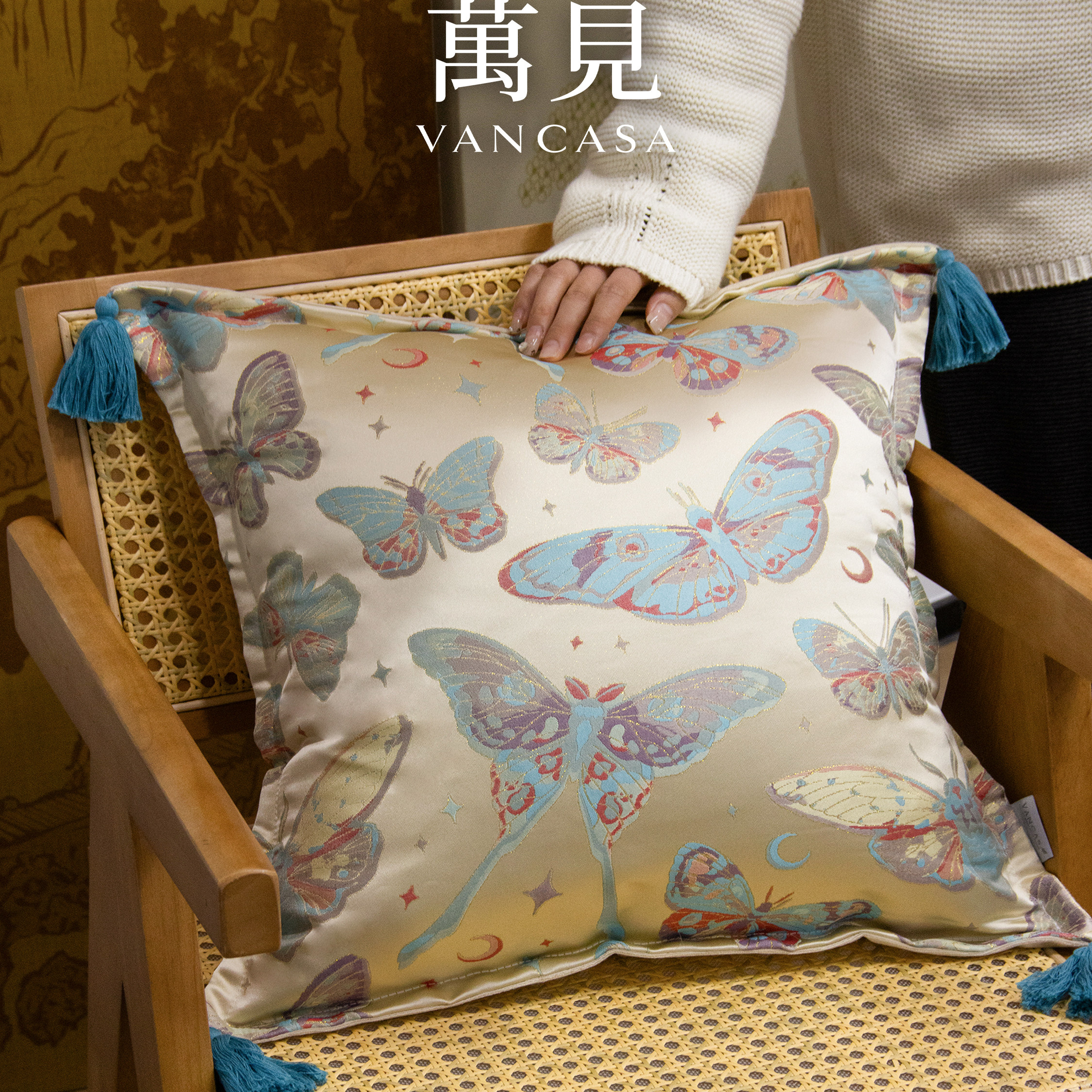 法式金蓝色高级抱枕新中式提花