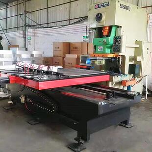 无锡冲床加数控送料机 板材自动上料冲孔接料 送料架平板送料机