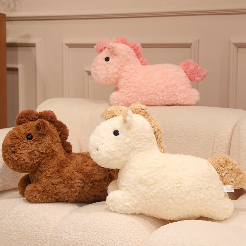 高颜值豆马毛绒玩具抱枕靠