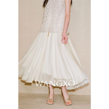 WANGXO重工立体珠片扇形肌理精致气质挂脖上衣A字纱裙套装