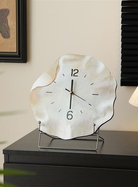 中古风创意桌面时钟摆件轻奢高档小众高级感客厅电视餐边柜装饰品