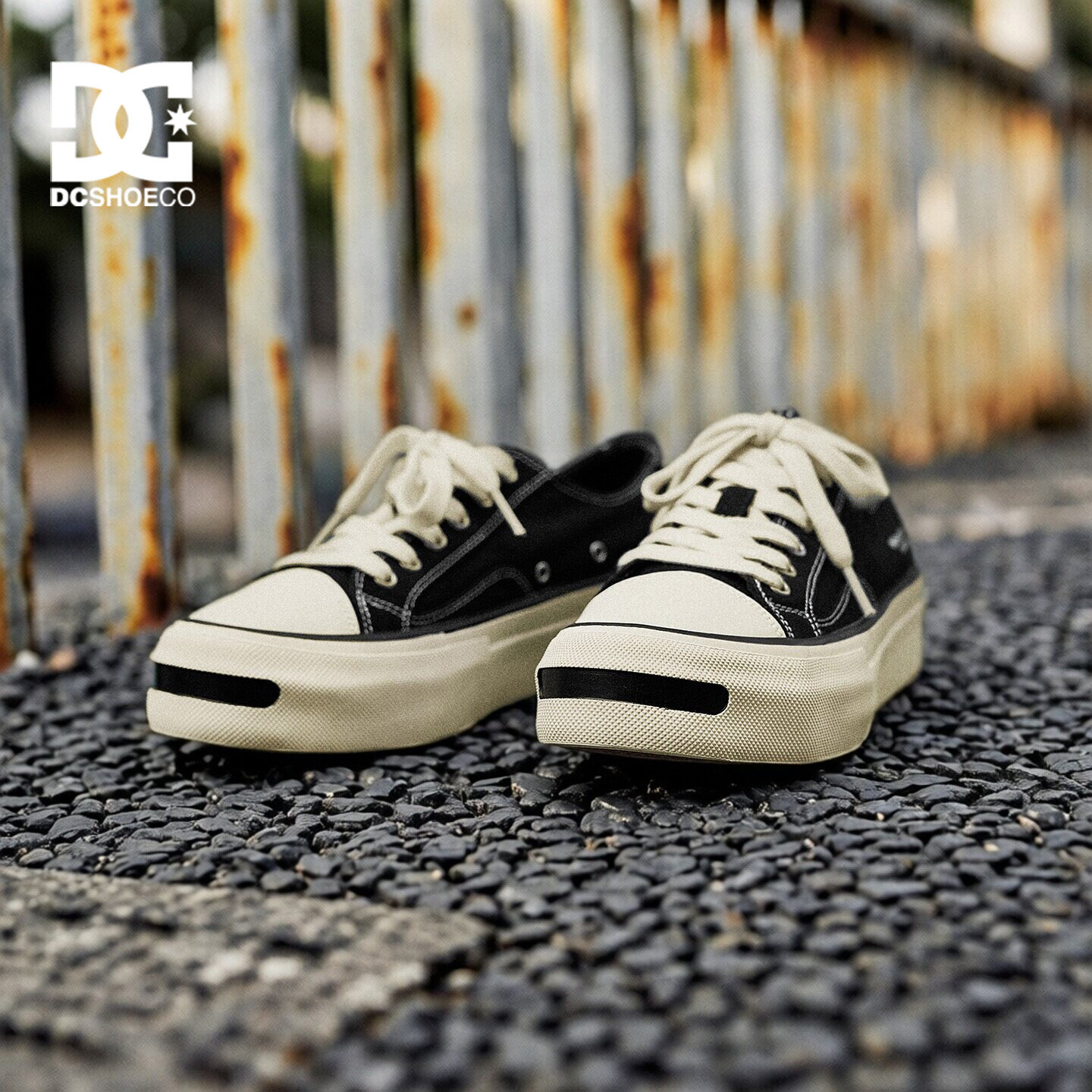 DCSHOES PIONEER2026秋季男士水洗牛仔布开口笑帆布鞋厚底开车鞋图片
