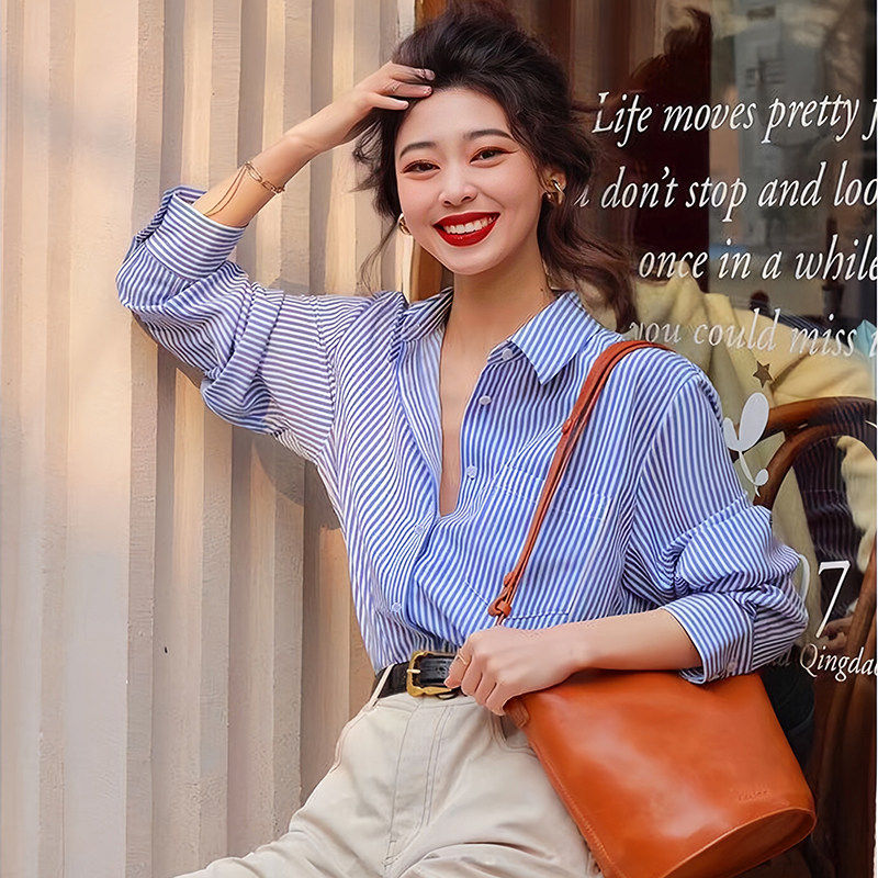 2025早秋新款蓝色条纹衬衫女小众法式上衣小个子洋气时尚高端衬衣