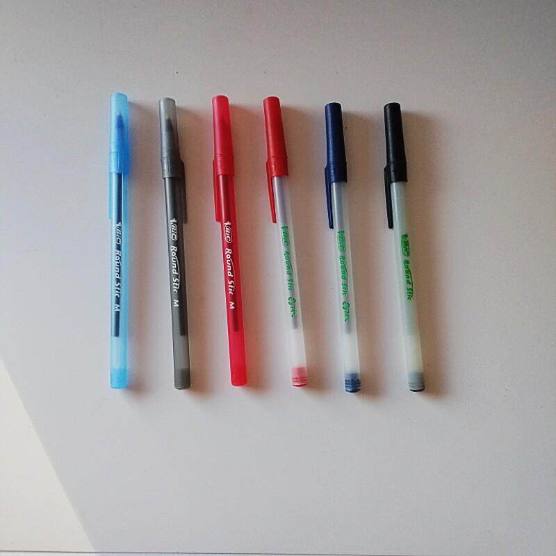 比克  BIC Round Stic 圆珠笔半透明PenBeat 1.0mm 10支