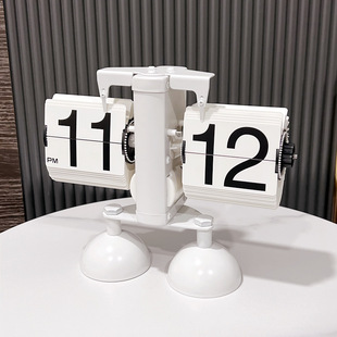 工厂直供双脚天平翻页钟客厅简约欧式地中海北欧时尚桌面摆钟摆件