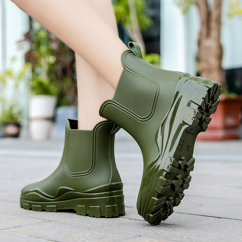 2025雨鞋女士时尚成人短筒雨靴防滑马丁胶靴防水鞋外穿厨房工作鞋