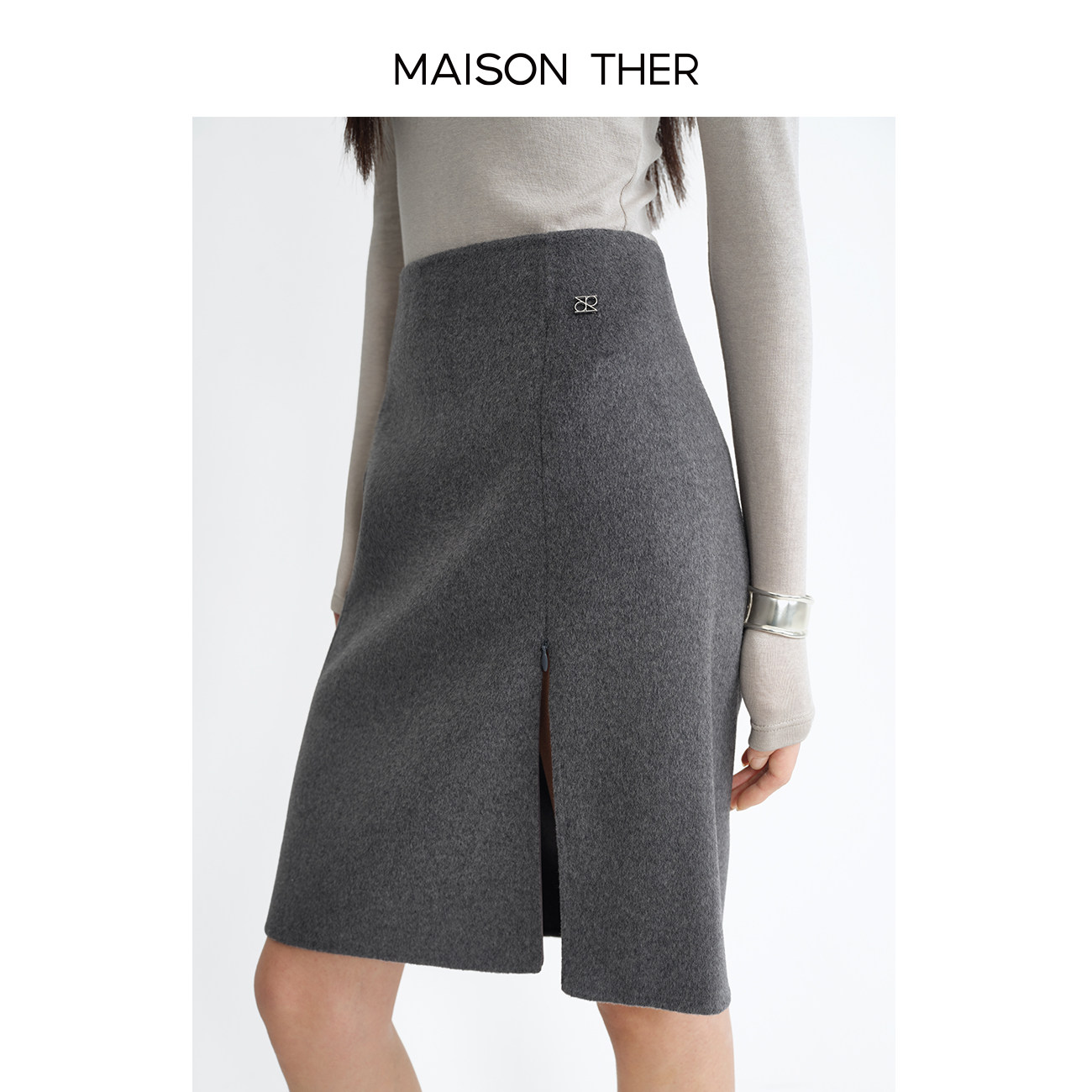 MAISON THER2025女士春季新品羊毛真丝双面呢简约隐拉开衩短半裙