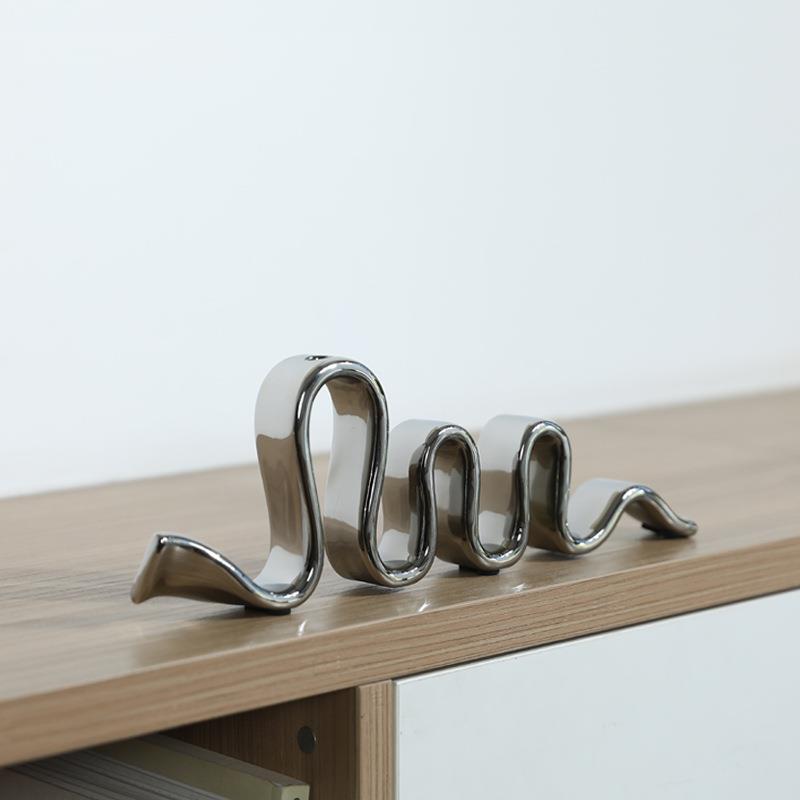 轻奢抽象艺术陶瓷摆件 小众现代办公室客厅电视酒柜家居软装饰品