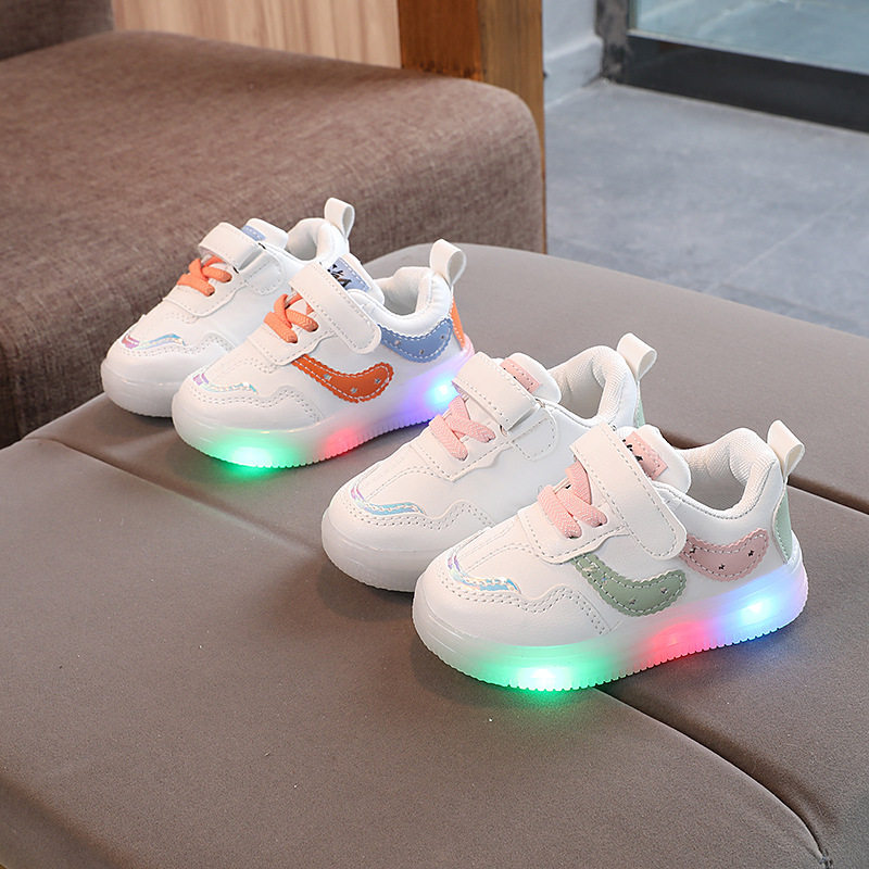 Baby Led Shoes 板鞋