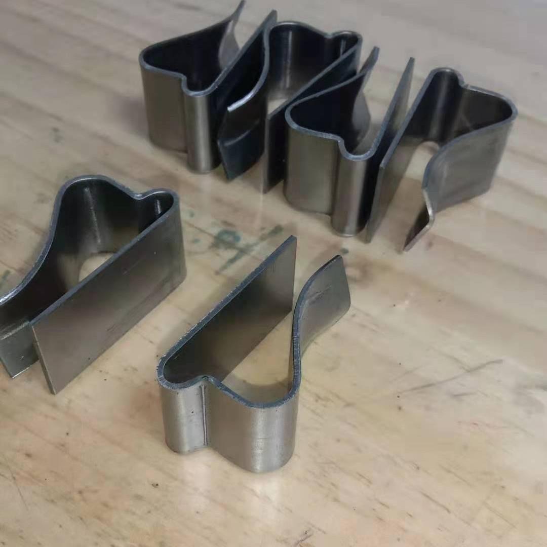 需定制千层架配件冲压折弯不锈钢支撑脚304弹簧拉簧螺杆网片耳朵