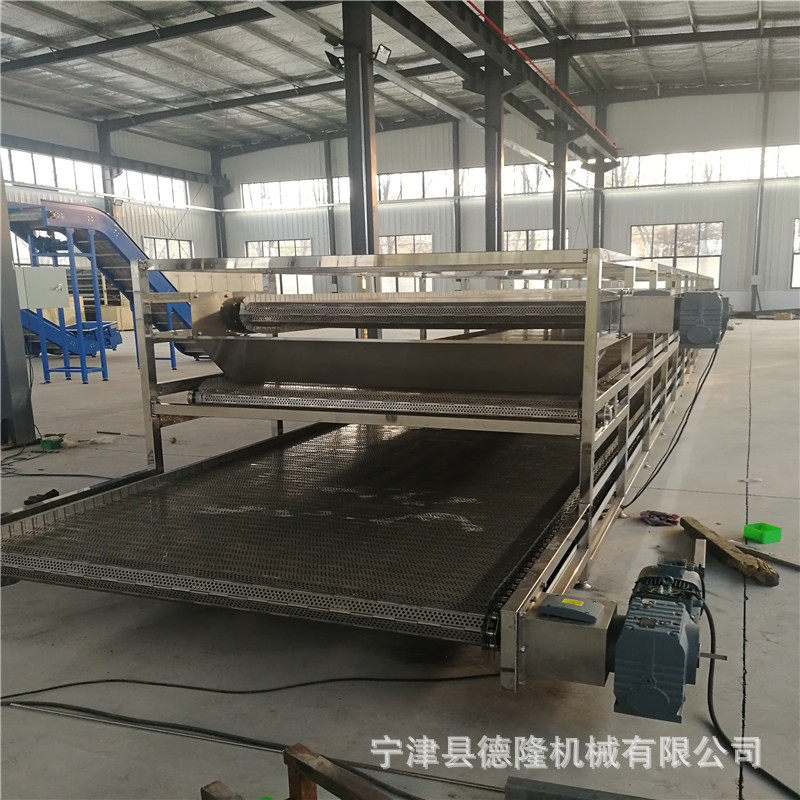 宁津带孔链板输送机流水线 不锈钢食品漏水漏油传送带 高温摊凉线