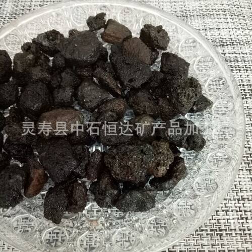 厂家供应红色/黑色火山石粉 磨料用火山石 造景用多孔火山石用