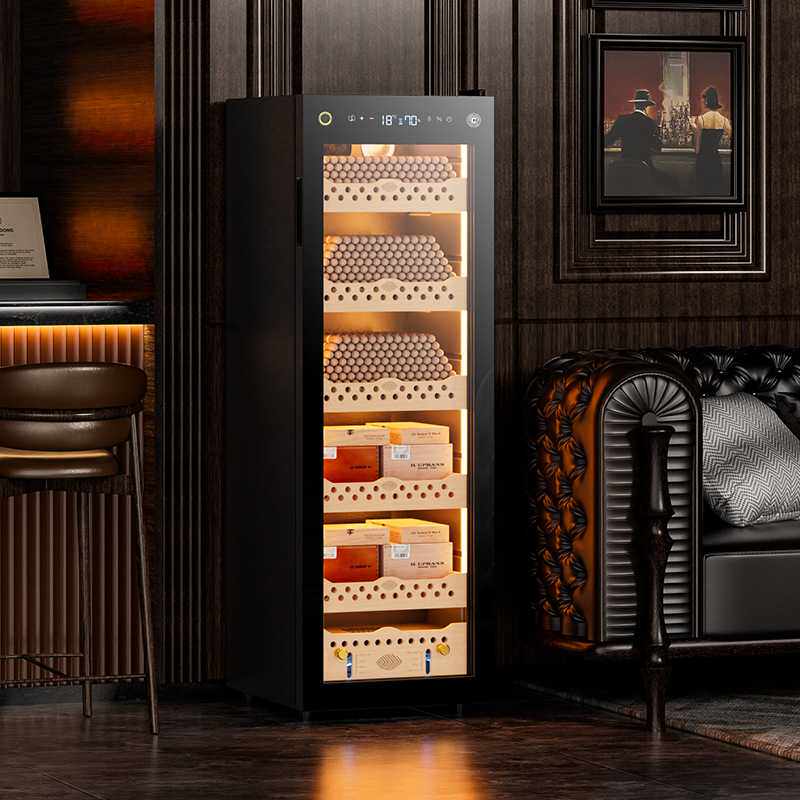 茄龙CL-138C雪茄柜雪松木层架指纹锁能压缩机柜恒温恒湿雪茄柜