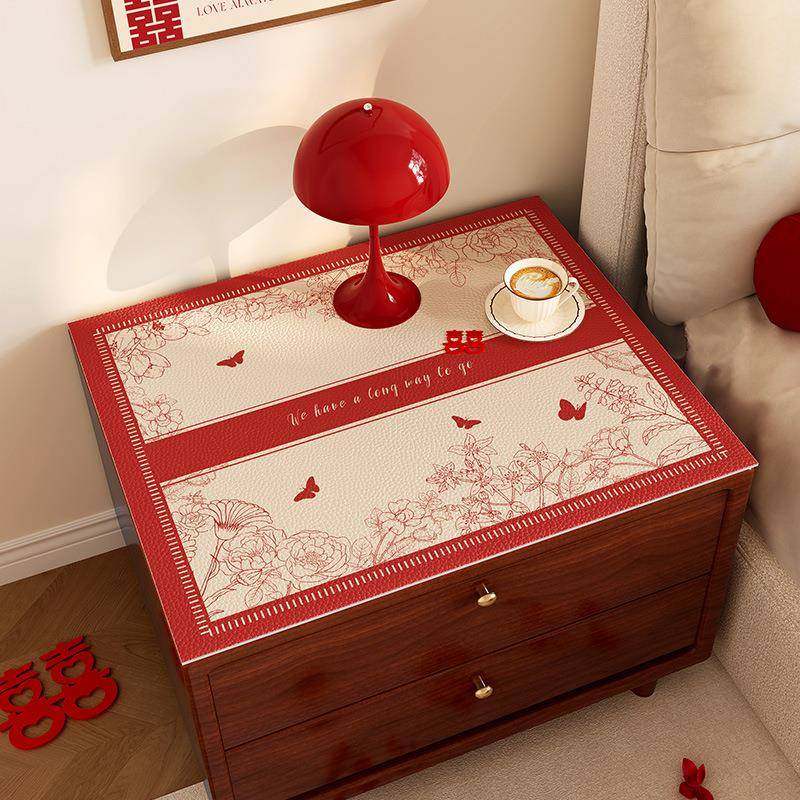 町芙缇 床头柜盖布结婚装饰红色桌布皮革防油防水免洗婚房喜庆