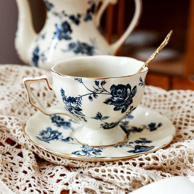 咖啡杯碟套装英式下午茶壶轻奢陶瓷青花茶具中式花茶杯精致茶杯子
