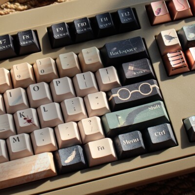 即将售罄！知更鸟金属漆键帽套装