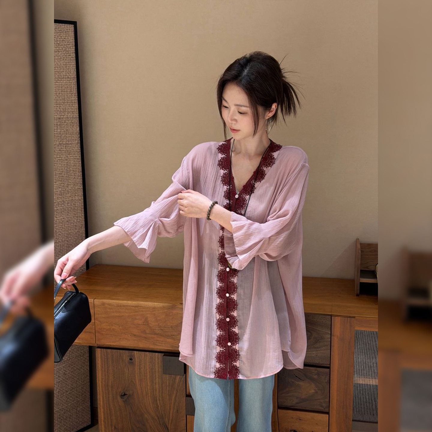7SEVEN 绯韵 粉色V领蕾丝边衬衫女夏季新款衬衣优雅风上衣8533