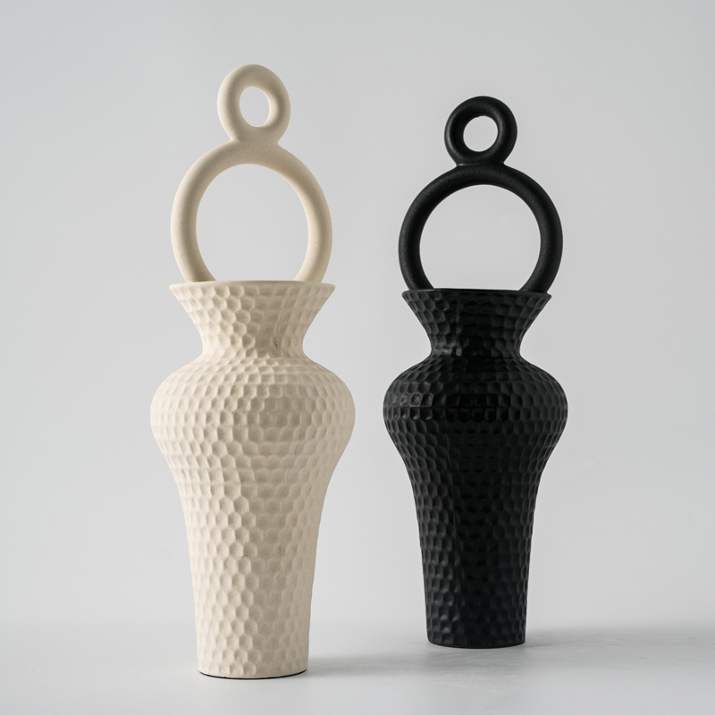 现代新中式素色圆环提手陶瓷花瓶样板间民宿高档软装饰品花器摆件