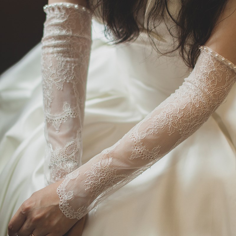 《吉设计-云舒》蕾丝缝珠手纱新娘结婚婚纱森系防晒长款手套