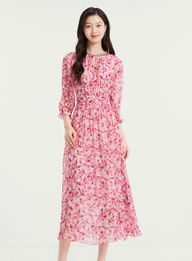 珂莱商场同款2026春季新款女装收腰钉钻蝴蝶印花连衣裙KF12496A1