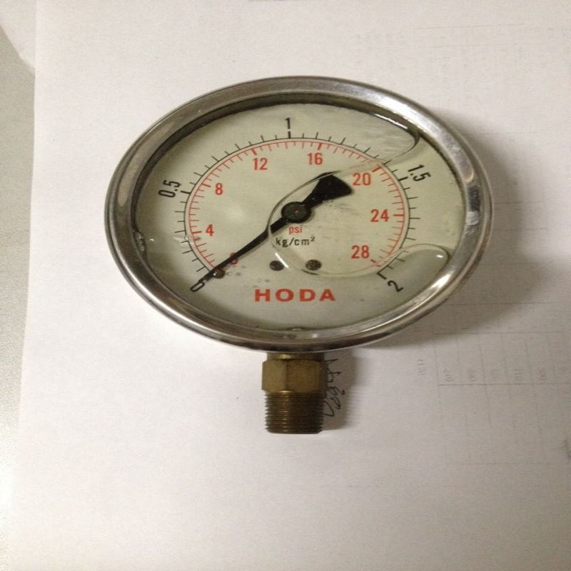 HODA 耐震压力表YN100  2KG   3/8牙螺纹