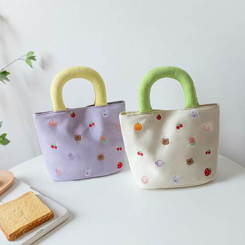 可爱拼色充棉提手绣花手提帆布包