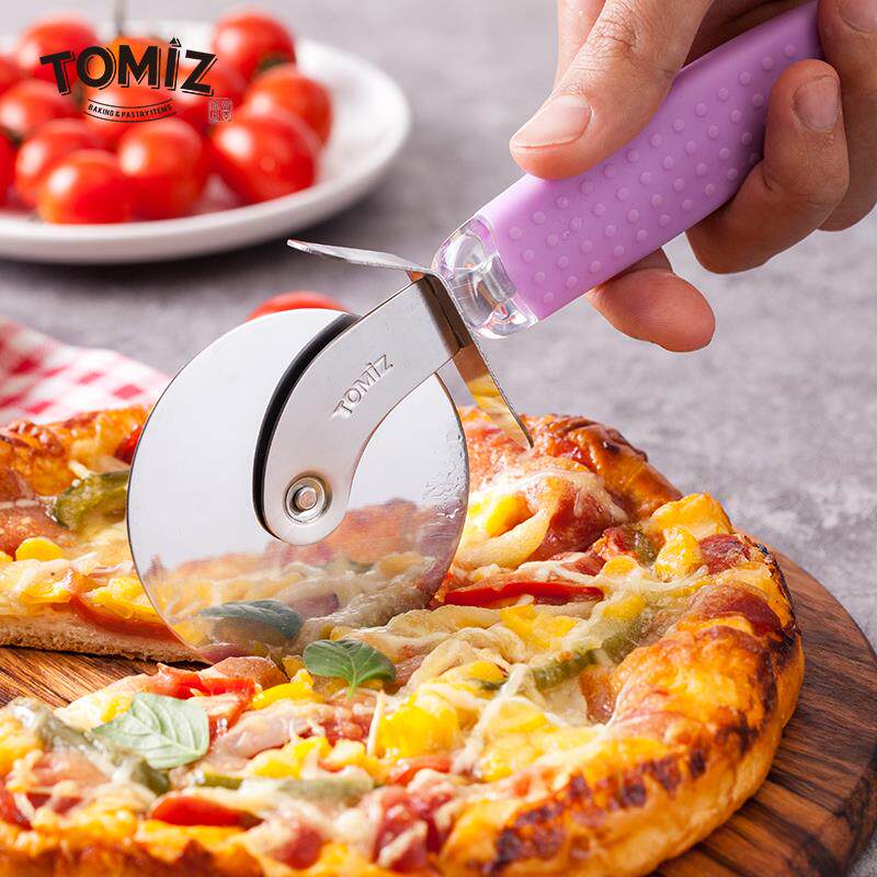 TOMIZ富泽商店披萨滚轮刀滚刀切披萨工具烘焙批萨刀家用切比萨