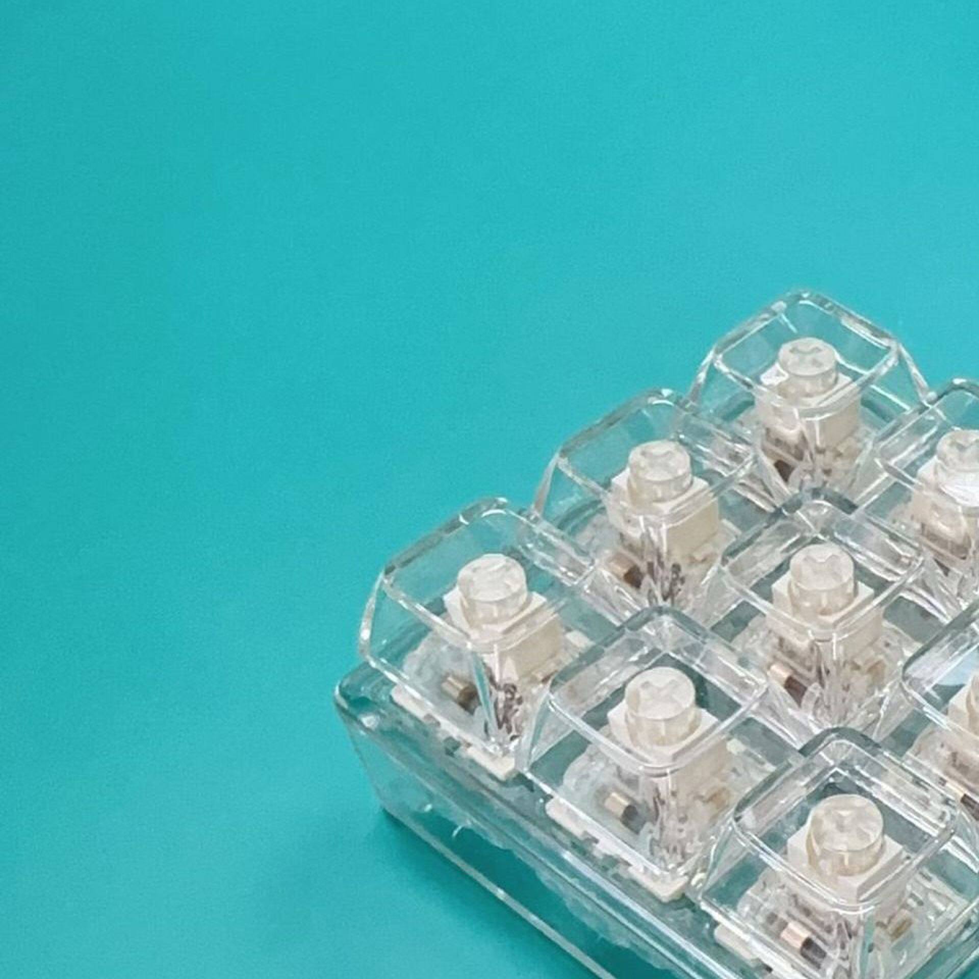 九键盘解压按键PC全透明帽机械键盘解压试轴器按压捏捏钥匙扣静音