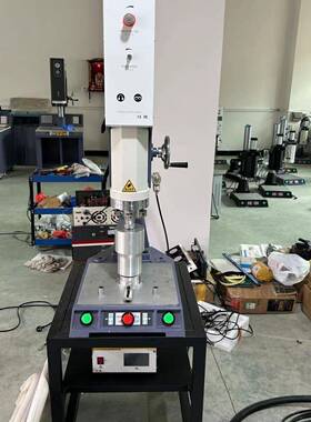 厂家热销广东超声波焊接机数字型超声波焊接机15K2600w超声波