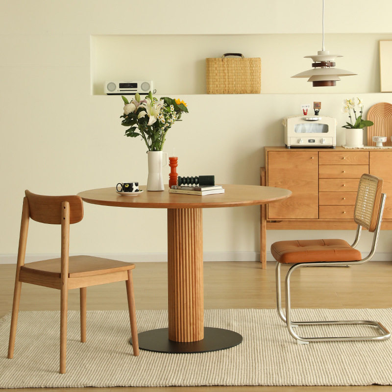 北欧简约樱桃木圆桌小户型餐桌椅组合家用餐厅吃饭桌子创意休闲桌
