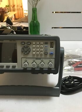 优策LCR数字电桥UC2831+/A+/B+/C+频率10kHz-100KHZ-200KHZ