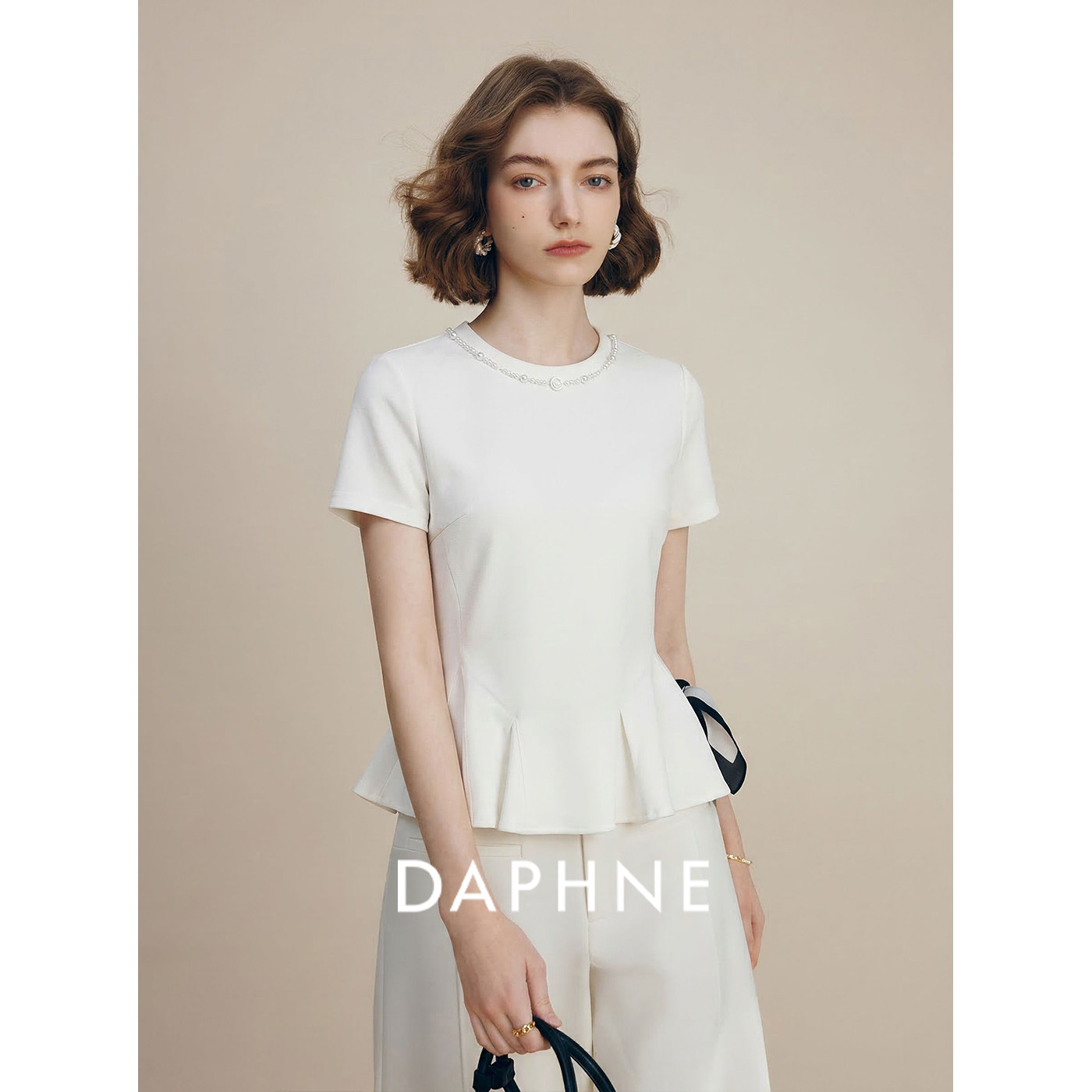 Daphne达芙妮天丝棉轻奢钉珠白色短袖衬衫女夏荷叶边收腰显瘦上衣图片
