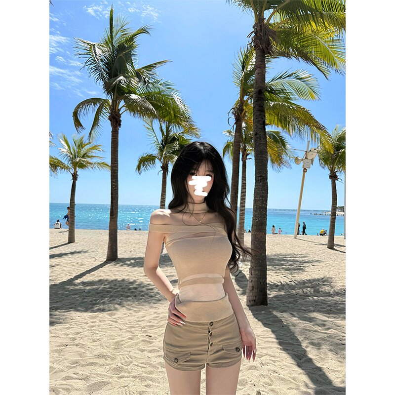 独特漂亮绝美小套装女图片