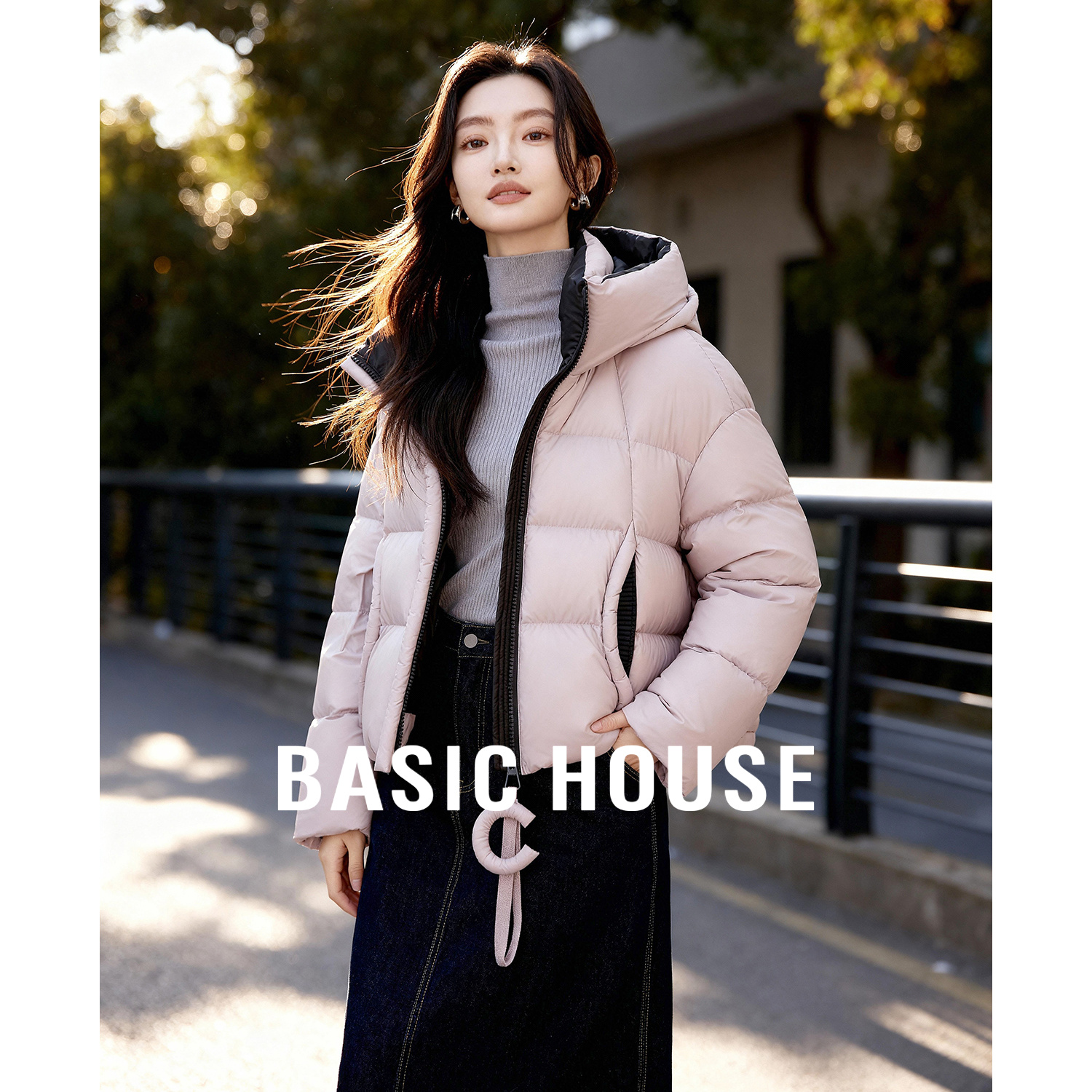 Basic House/百家好连帽短款羽绒服女25冬季小众设计保暖时尚外套