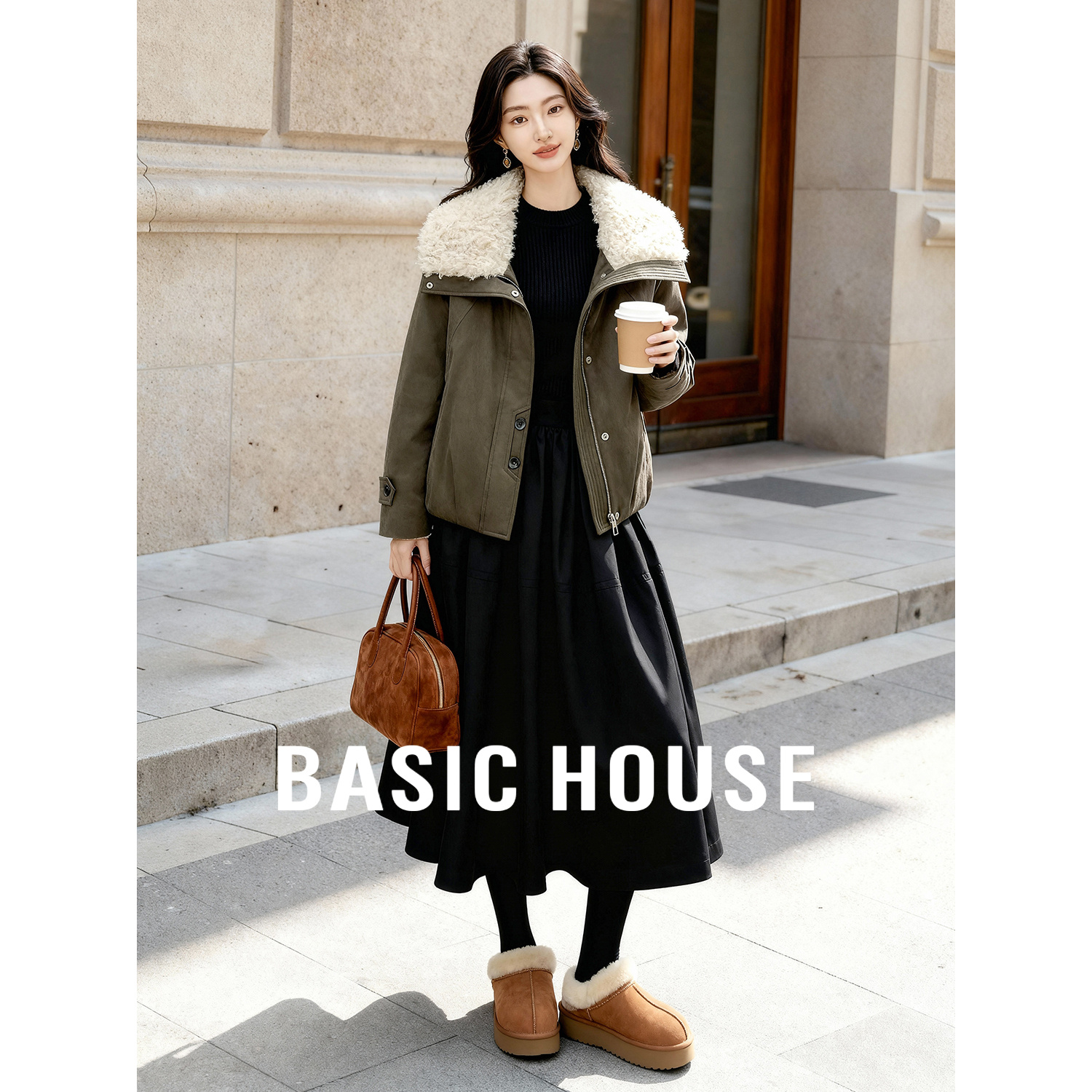 百家好羊羔毛领保暖轻薄羽绒外套女25冬季高级毛领显瘦短款羽绒服