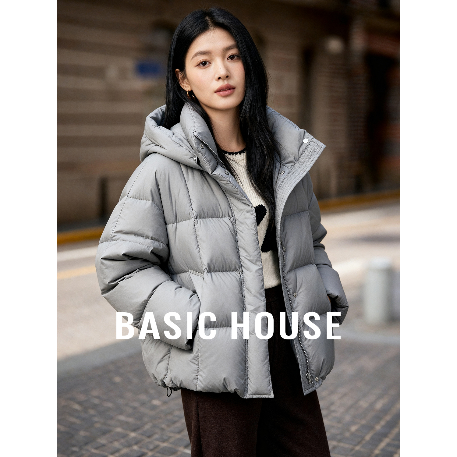 Basic House/百家好连帽方格羽绒服冬季保暖纯色立领白鸭绒外套女