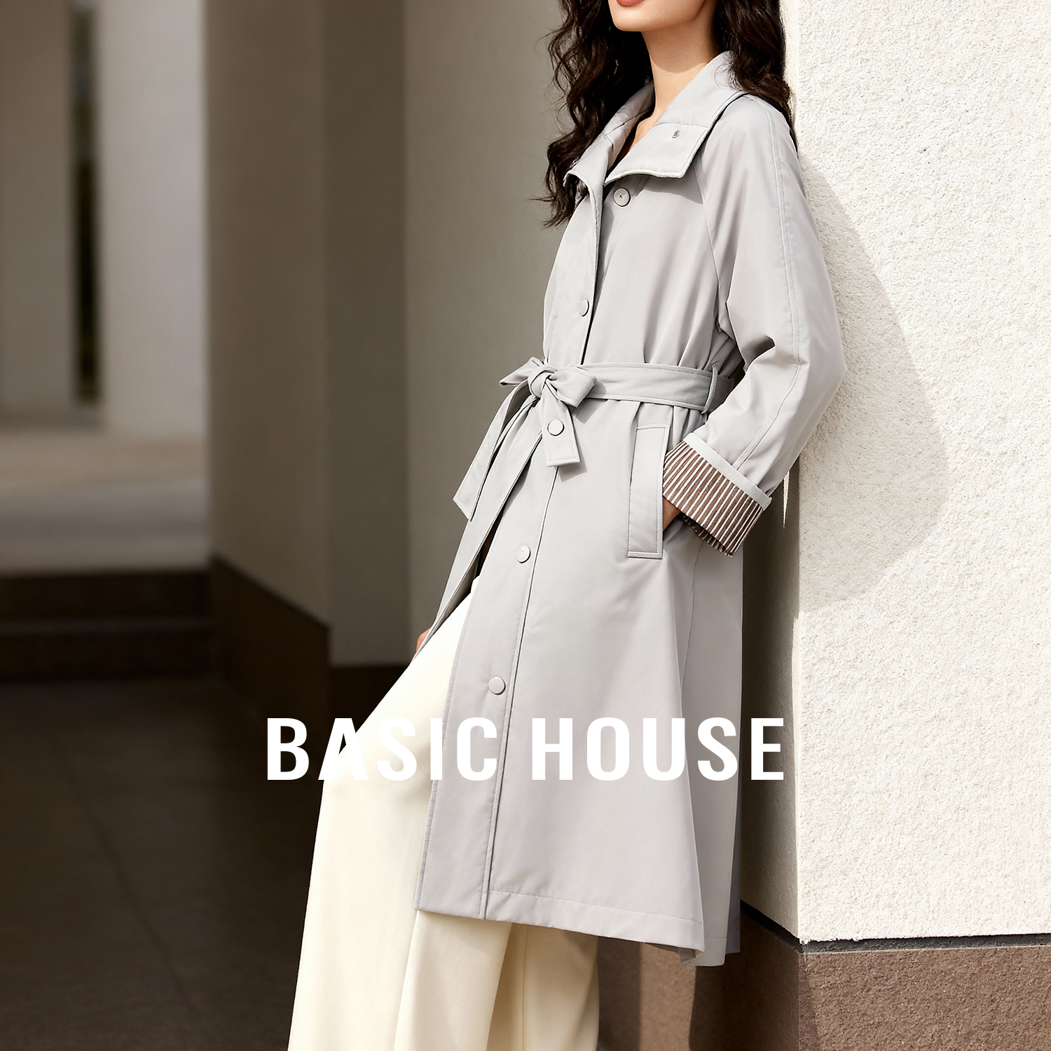 Basic House/百家好条纹拼接羽绒服秋冬女系带翻领中长款保暖外套