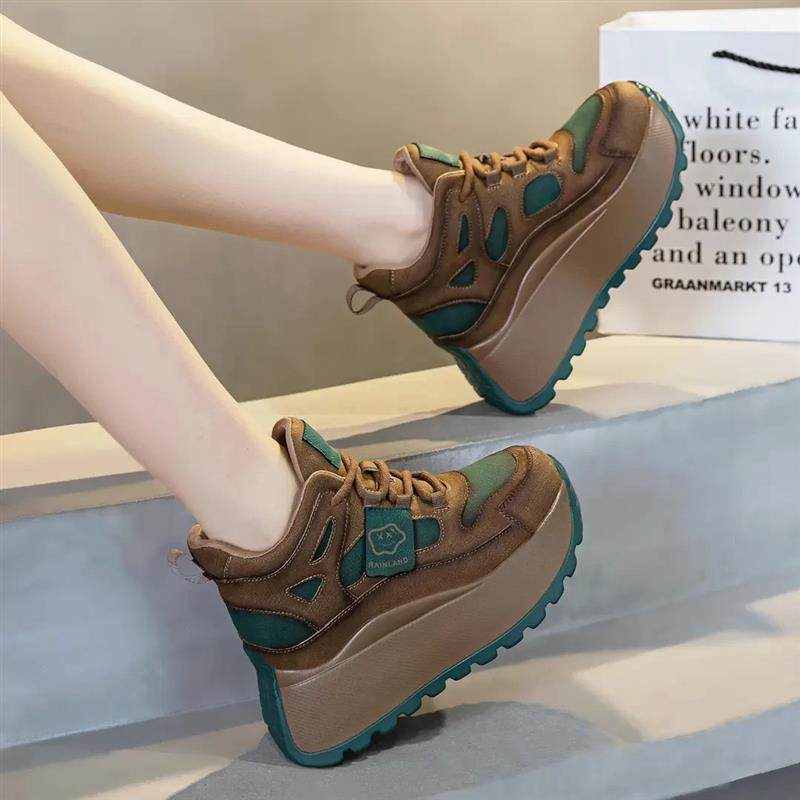 雨土运动休闲高帮鞋女2025秋季加绒新款软底不累脚厚底增高老爹鞋