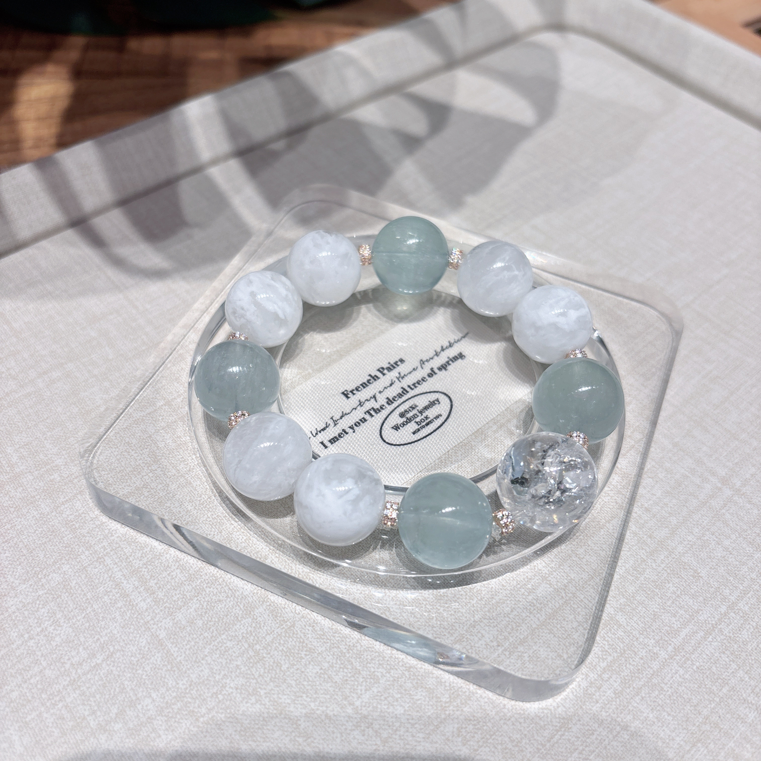 天然水晶拉丝绿莹石白雪花水晶一物一拍五行补木招财转运手串