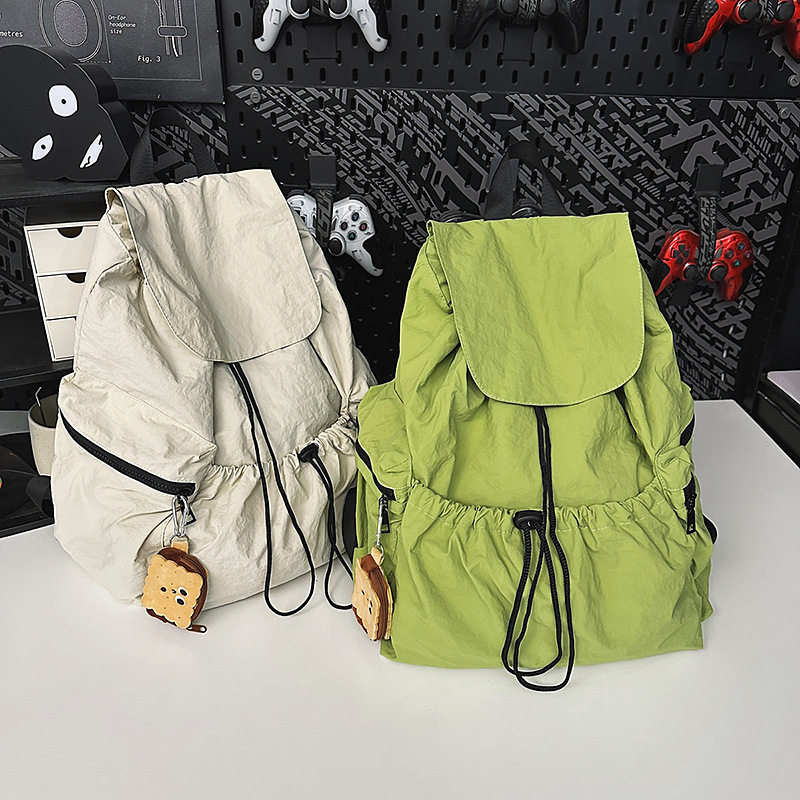 新款双肩包休闲高中生大学生高颜值男女时尚轻便旅行背包女双肩旅