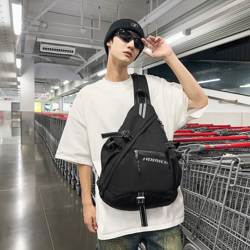 新款男士休闲大容量单肩斜挎包户外出行包包女书包学生多功能胸包