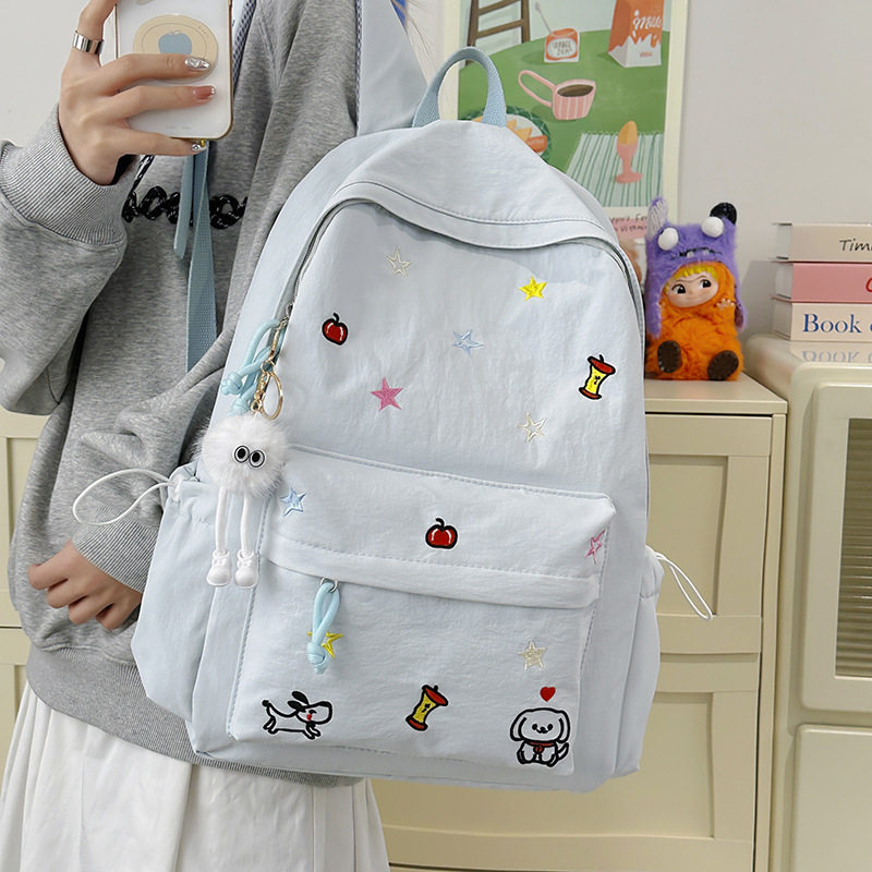 新款初高中生小清新大容量双肩包女日系轻便百搭书包外出旅游背包