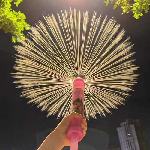 【一瓶水的快乐】烟花水枪风车漩涡夏季情侣氛围感路灯拍照道具女